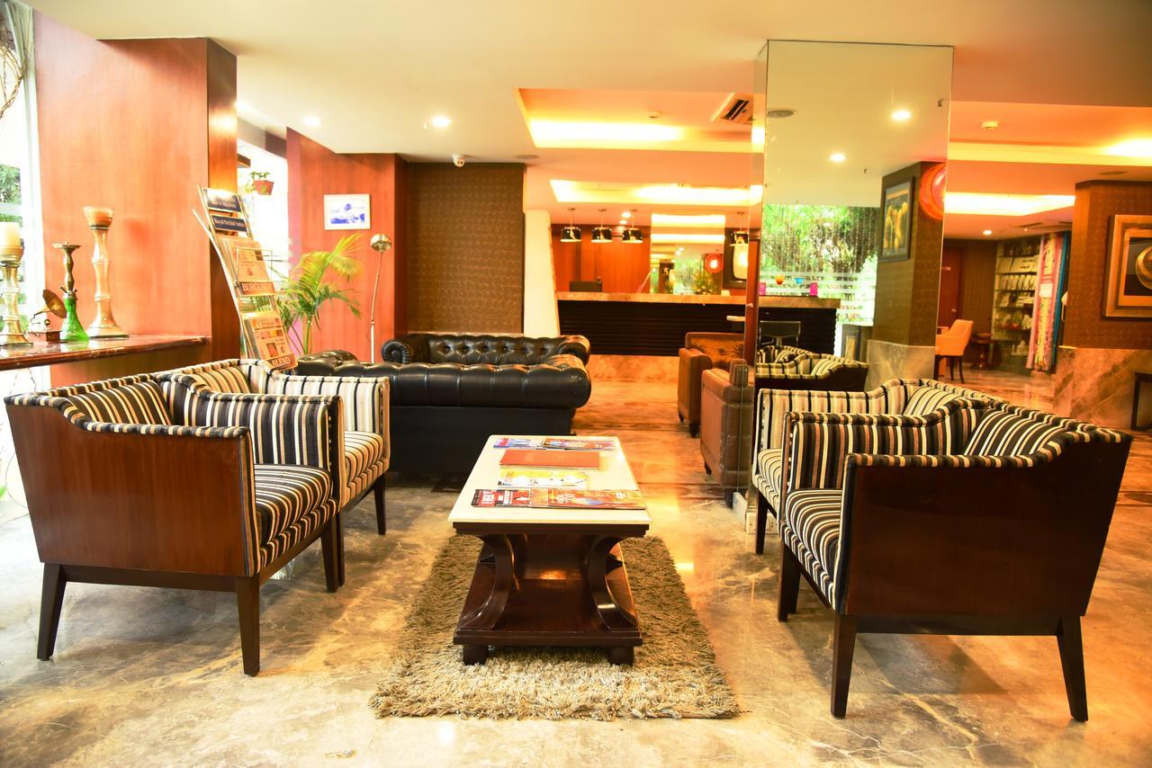 Royal Orchid Suites Whitefield Бангалор Экстерьер фото